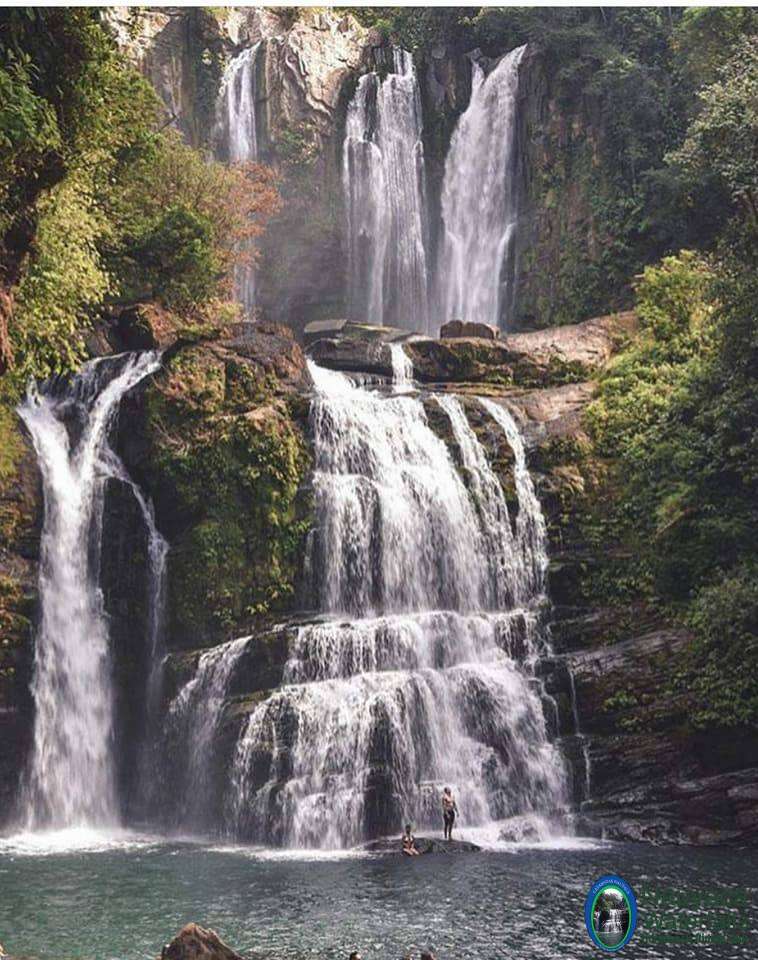 Nauyaca Waterfalls